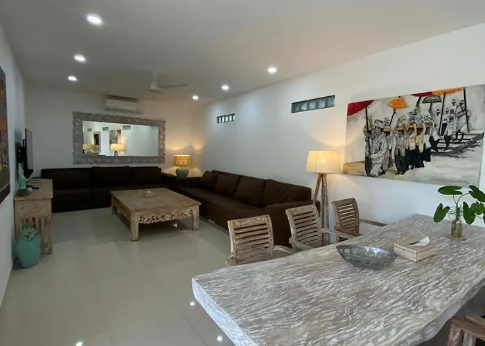 Luxury 3 Bedroom Elegant Intertior Perfect For Group 別荘 ケロボカン